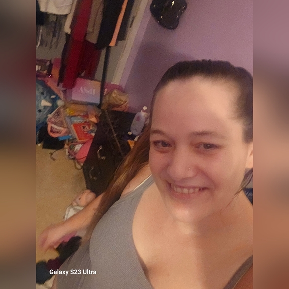 Meet your Posher, Natashia - Picture 2 of 4